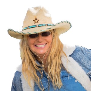 MULE TALK! With Cindy K Roberts & Meredith Hodges - Lucky Three Ranch