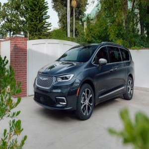 The New 2021 Chrysler Pacifica Is Here!