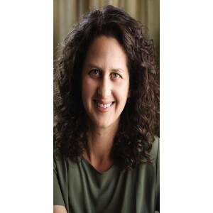 Chatting With Sherri welcomes award winning author; Jillian Cantor!