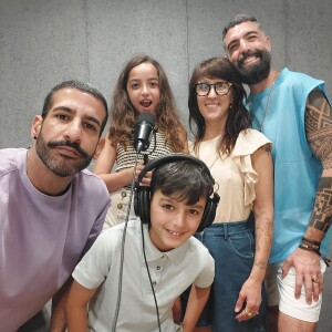 פרק 30: שני בתים, לב אחד – שיחה משפחתית ללא פילטרים על הורות משותפת. אורחים: רנה וריי