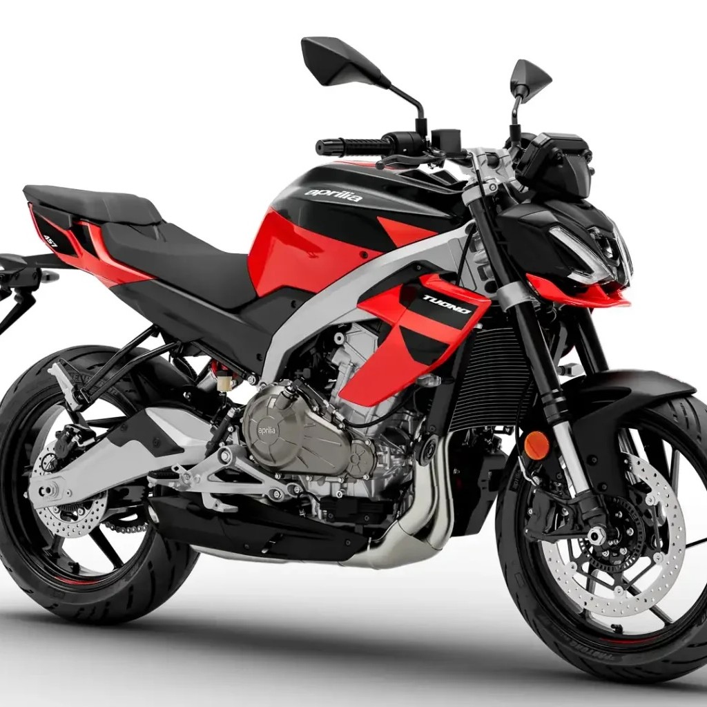 2026 Aprilia Tuono 457 + stuntman Rick English