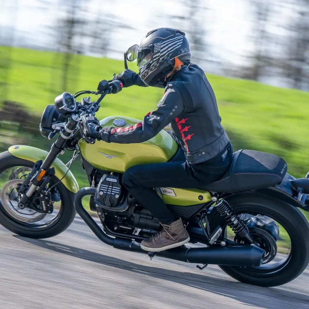 Moto Guzzi V7 Sport + Jensen Beeler/Kramer Motorcycles and Talent Cup