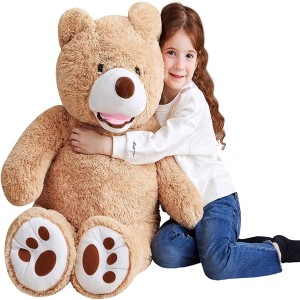 What Is It About Giant Teddy Bears That People Adore?