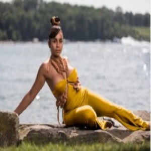 Our proposal for luxury brands clothing Jamaica for women.