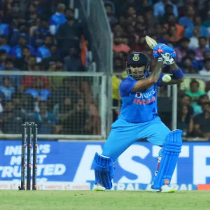 Podcast no.118 - Suryakumar Yadav stars once again for India in a T20 Series win, as India defeat South Africa and continue their prepaations for the T20 World Cup.