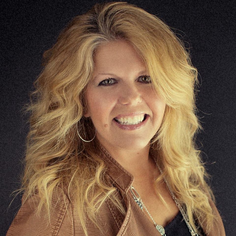 Denise Dominguez “Breaking Up with Abuse ” on The Erica Glessing Show Podcast #1227