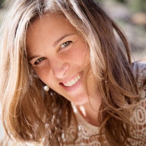 Maggie Emerson ”Empowering Single Mamas” on The Erica Glessing Show Podcast #3026