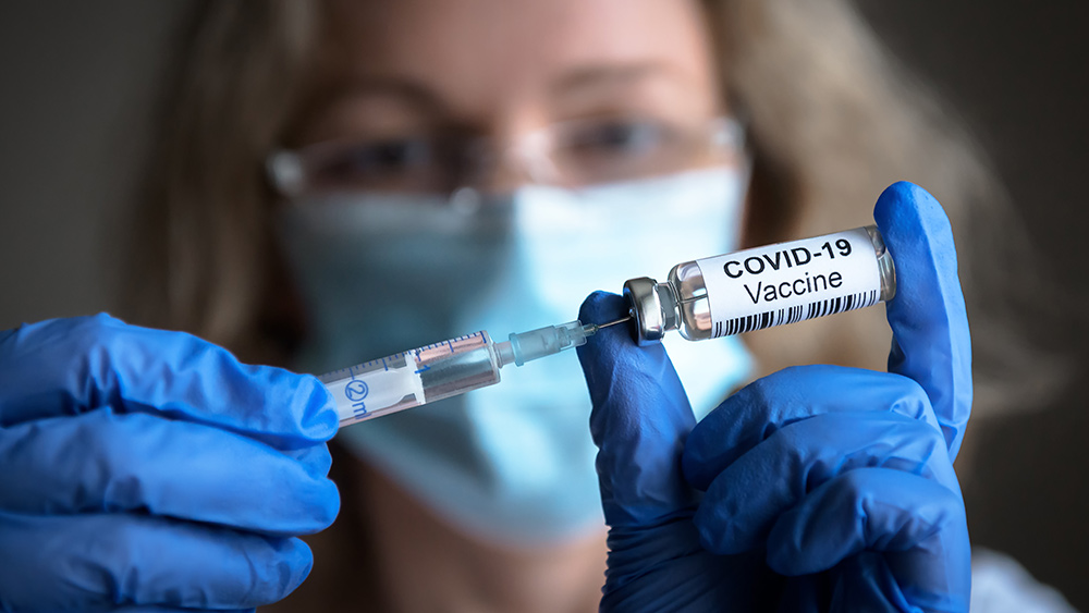 Contrary to media reports, COVID-19 vaccines could cause a paralyzing facial condition