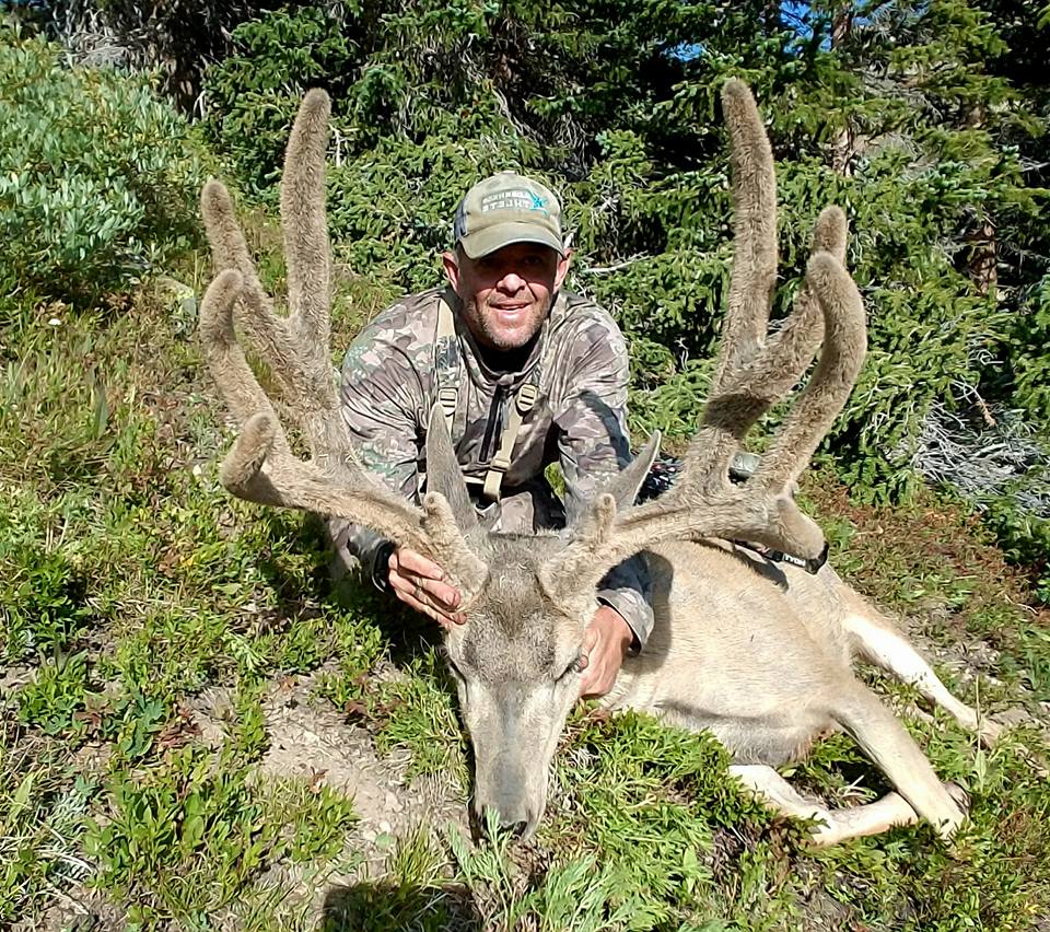 Mule Deer Hunting Tactics with Patrick Montgomery 8.61