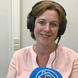 Extra Aflevering: Monique Spoor (Hoofd financiële hulpverlening, GKB en bewindvoering - gemeente Den Haag)