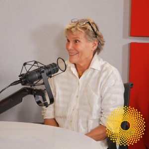 An Artist Struggling with MS Is Committed to Living in the Present: Be Inspired by Carol Bass