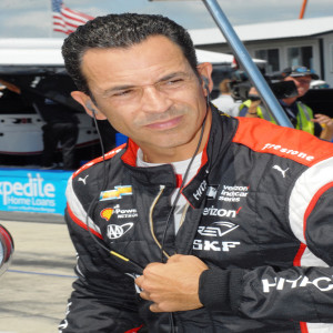 From Indy car to American Coach ... Helio Castroneves won four Indy 500s ... and loves his motorhome!