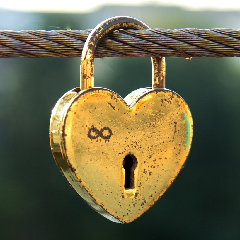 Customer Experience University - Winning Loyalty & Engagement One Customer at a Time