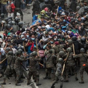 Episode 1202 - Honduran Migrant Caravan, Redefining Free Speech & 13 Israelis Suffers Facial Paralysis