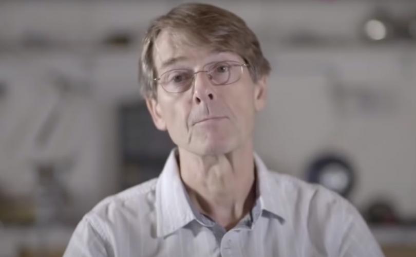 Former Pfizer VP Vax passports may lead to totalitarian control of entire population forever