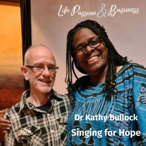 Shortcast : Singing for hope