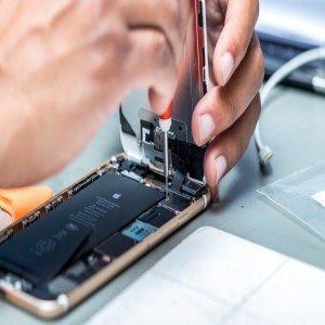 What Are The Tools Required For Proper iPhone Back Glass Repair?