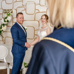 Who will marry you? The municipality‘s officiant