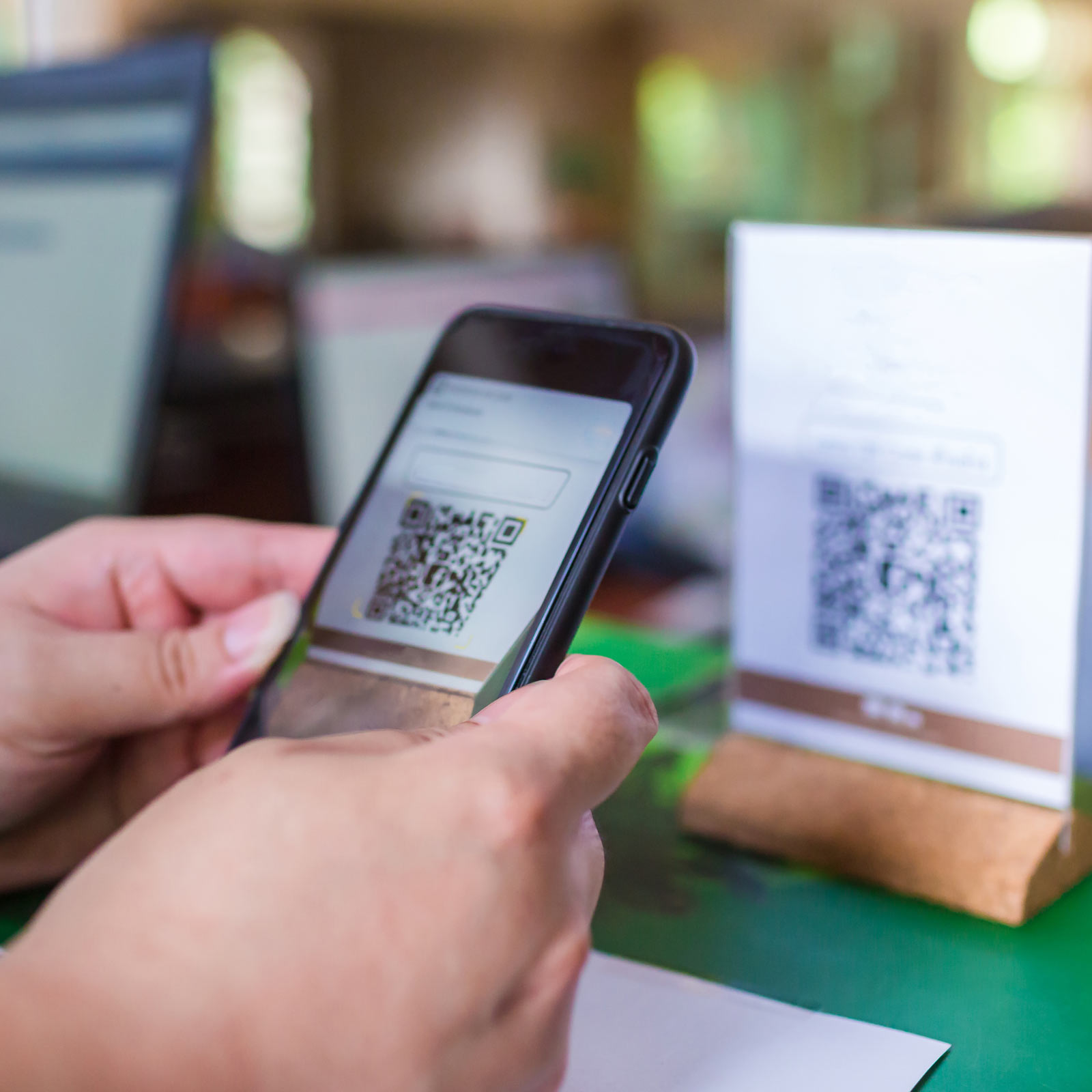 QR Codes: Bridging the Gap Between Print and Digital Marketing