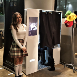 What Are the Top Things That You Must Have for Photo Booth Hire?
