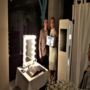 What Are The Top Reasons To Hire a Photo Booth For A Party?