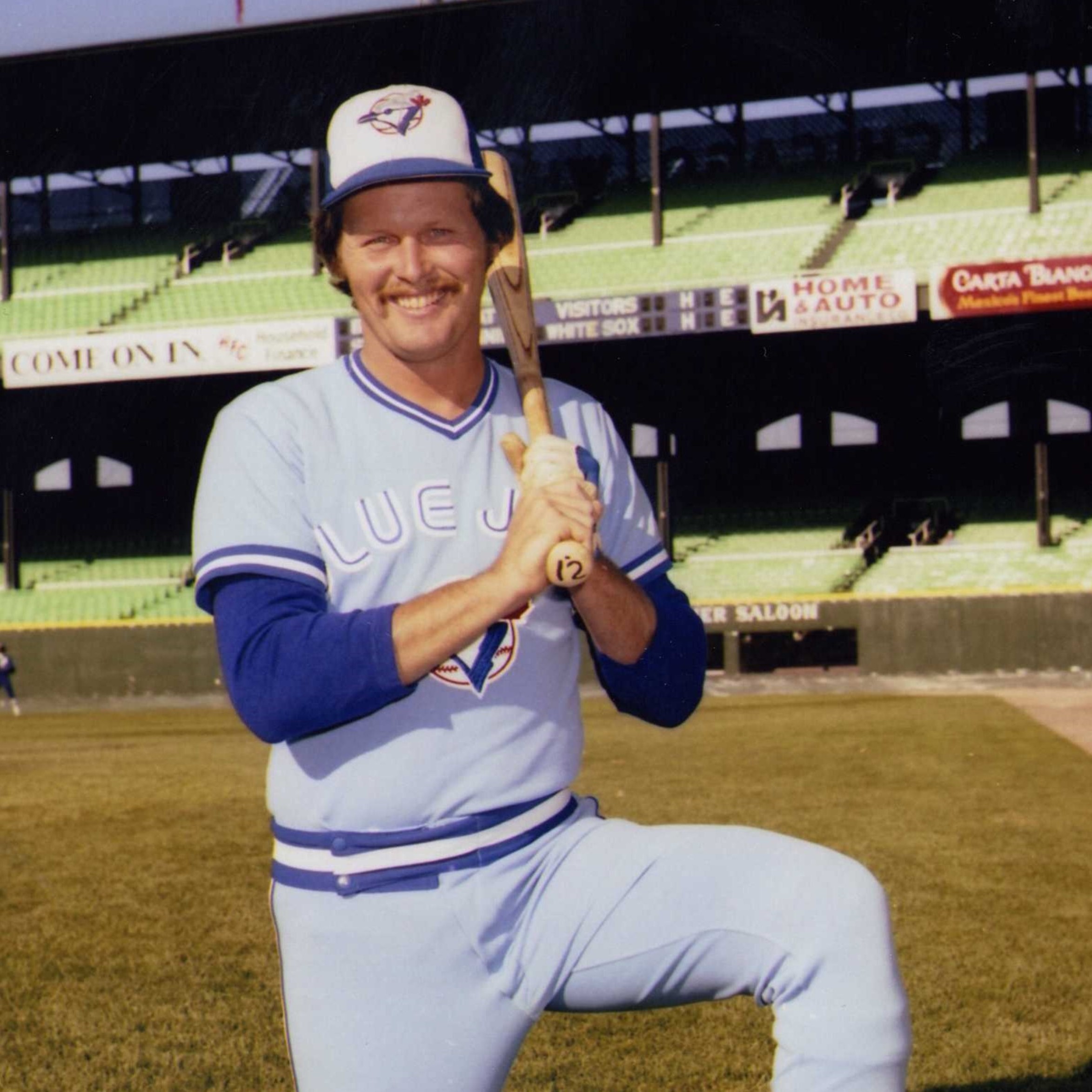 Ernie lets us in on where he kept his cheat sheets, when he played for the Jays!
