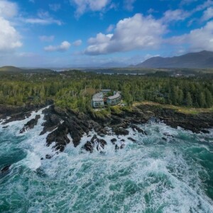 A Sustainable Escape: Storm Watching and Green Getaways at Black Rock