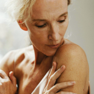 Methylene Blue for Topical Use: A Scientific Answer to Fragile, Aging Skin