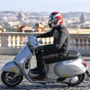 Vespa 300 GTS + Cyndi Sadler of Sportbike Track Time