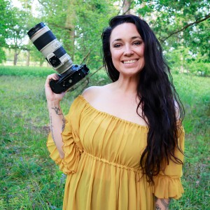 Ep 105 - The Photographic Adventures of Sarah Lyndsay with her Yellow Dress