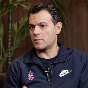 Dimitrios Itoudis talks improving EuroLeague format & coaching Giannis in Greek NT