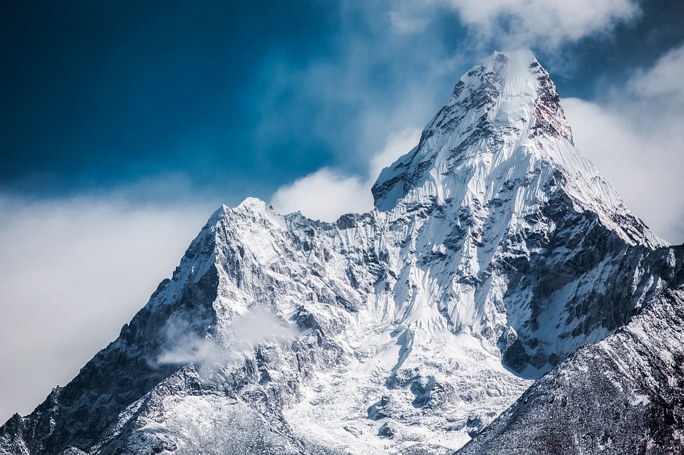 Pastor Kevin Hill - 8-4-19 Why is it that faith moves mountains?