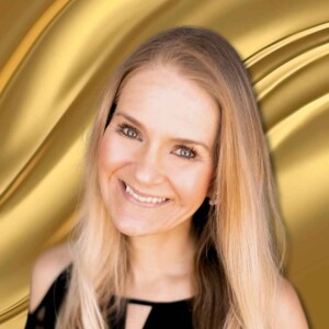 1,051 | Happy Healthy Hustle: Dr. Christiane Schroeter’s Secrets to Stress-Free Success!