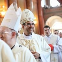 Beszélgetés a Székely János atya beiktatására utazó zarándokokkal