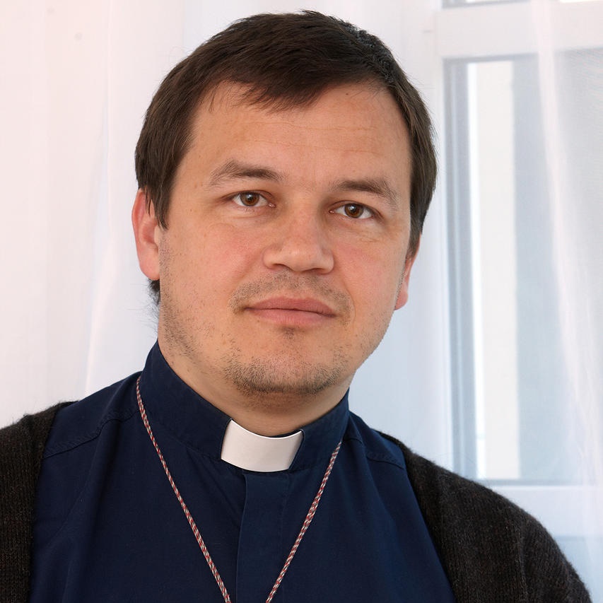 Beszélgetés Csány Péterrel a szombathelyi Szent Kvirin Szalézi templom történelméről 