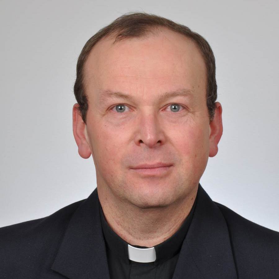 Beszélgetés Dr. Krakomperger Zoltánnal, a Szent Anna székesegyház plébánosával – II. rész