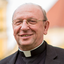  Az élet győz a halál felett- Beszélgetés Palánki Ferenc püspök atyával
