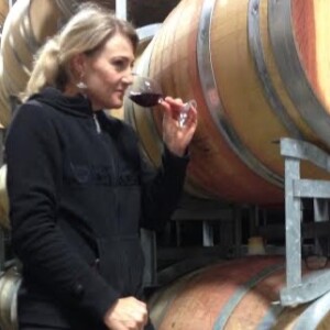 Flying Winemaker - Lynette Hudson