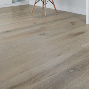 Comparisons Between Solid and Engineered Timber Flooring for You to Know