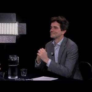 Het publiek krijgt de media zij verdienen (2): Cees Hamelink, Jaap van Ginneken en Coen de jong