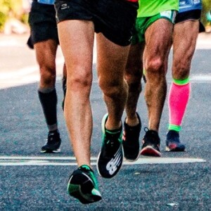 Can a tibial stress fracture still hurt after 11 months?