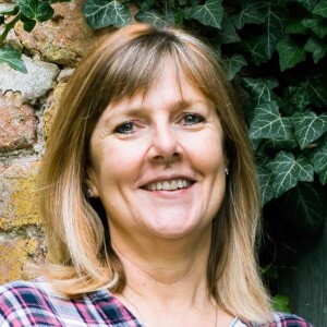 S1E19 Changing Your Self-Talk To Overcome Narcissistic Abuse With Brooke Bownes