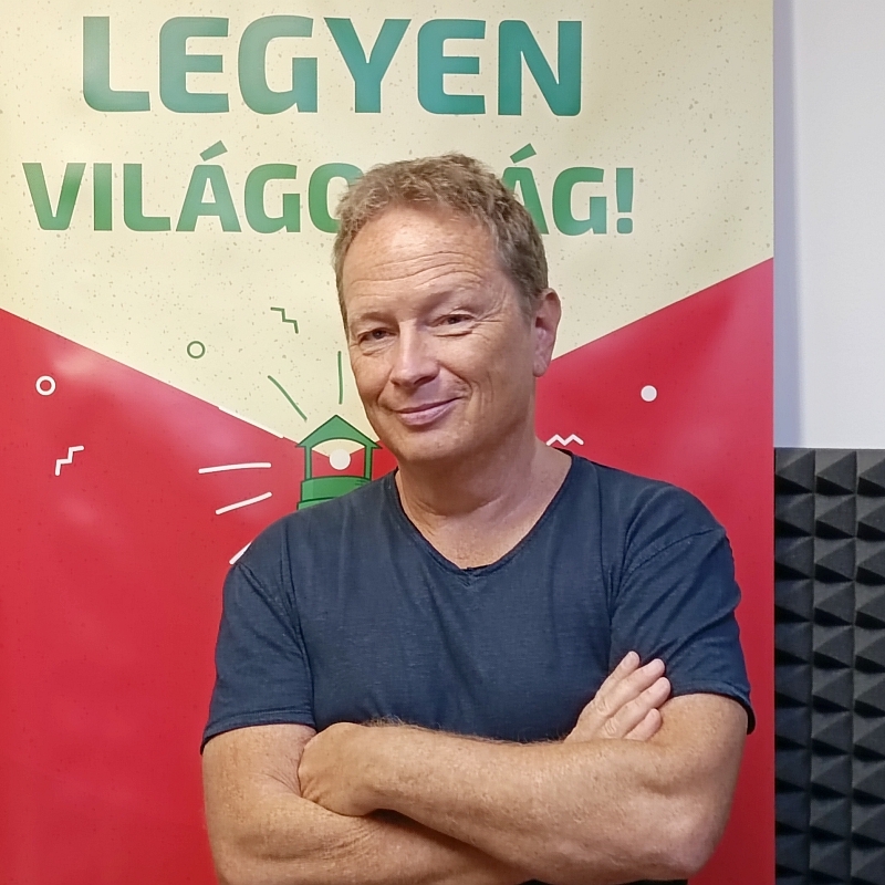 Szemlélek Társalgó