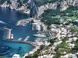 Sailing to Capri by Elizabeth Adler
