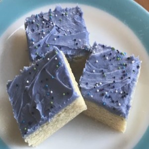 Ep 44: Sugar Cookie Bars and Books