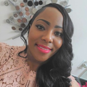 Interview with Apostle/Author Julia Smith