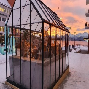 Julekrybbe på torget i Molde