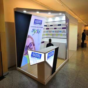 Adam Expo Stand Madrid Booth Design and Build Breakdown: Navigating Hotel and Congress Exhibitions