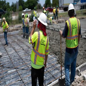 Texas Governor Bans Water Breaks For Construction Workers In The Summer!! #318