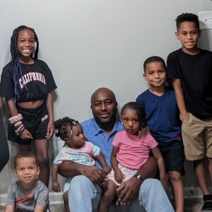 RoundTable (The Black Community 2)
